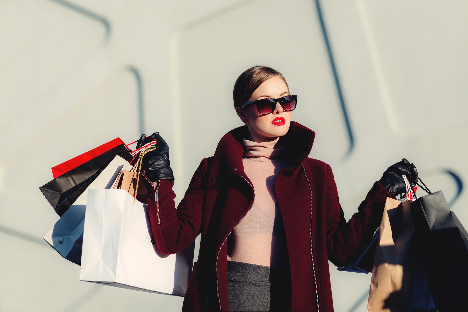 Mastering the Art of Fashion Auctions: Top Strategies to Secure Your Dream Pieces